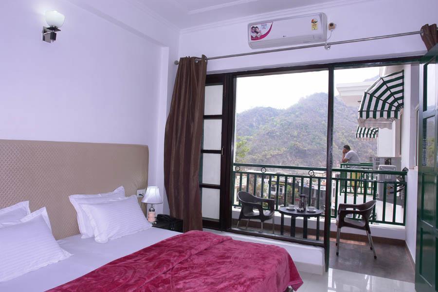 Rishikesh Inn By One Hotels Rishīkesh Esterno foto